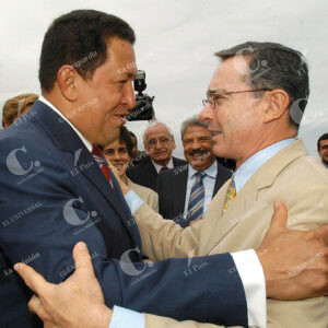 Hugo Chávez y Álvaro Uribe Vélez