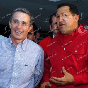 Álvaro Uribe Vélez y Hugo Chávez