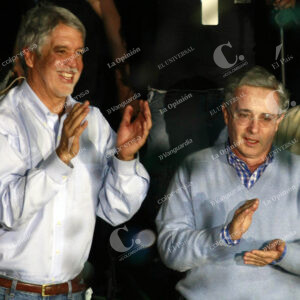 Enrique Peñalosa y Álvaro Uribe Vélez