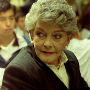 Gloria Valencia de Castaño