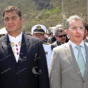 Álvaro Uribe Vélez y Rafael Correa
