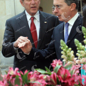 Álvaro Uribe Vélez y George Bush