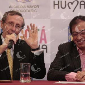Antonio Navarro Wolf y Gustavo Petro