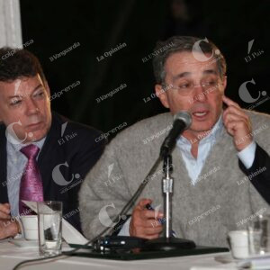 Álvaro Uribe y Juan Manuel Santos