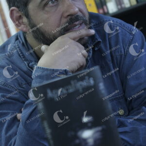Mario Mendoza