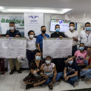 Unidad de Desaparecidos en Cementerio Puerto Berrío