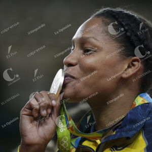 Yuri Alvear