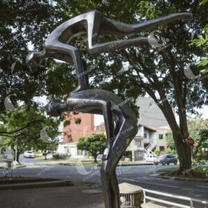 Escultura El Botellón
