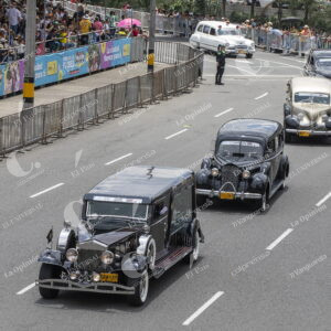 Desfile de Autos Clásicos y Antiguos