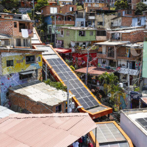 Escaleras Eléctricas de la Comuna 13 Paneles Solares