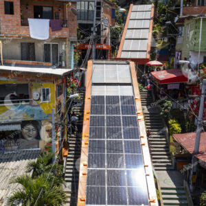 Escaleras Eléctricas de la Comuna 13 Paneles Solares