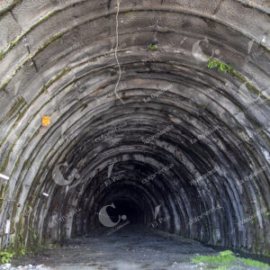 Túnel de Oriente