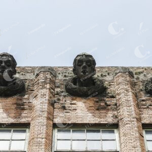 EDIFICIO TRES CABEZAS