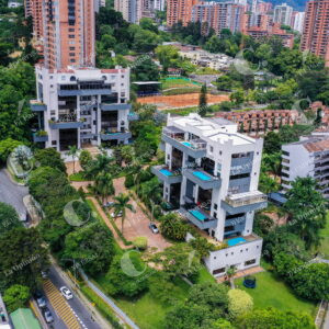 Edificios en el Poblado