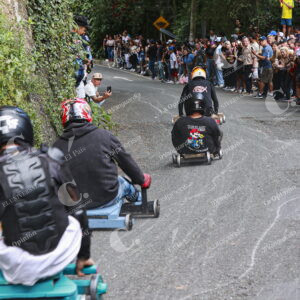 Carrera de carros de rodillo