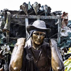 Estatua silleteros