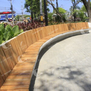 Remodelación de parque Reloj Floral